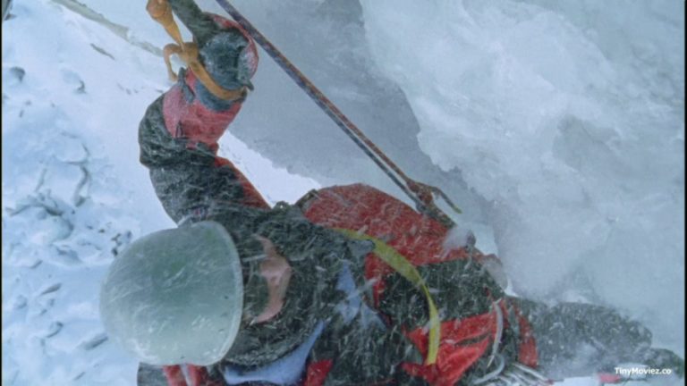 لمس خلاtouching the void