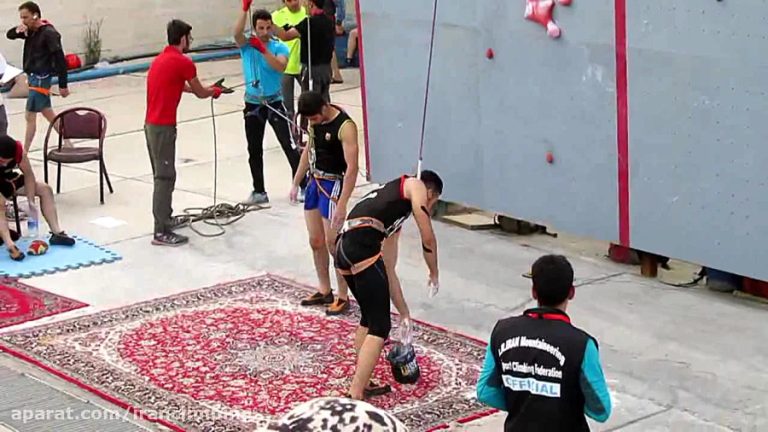مسابقات سنگنوردی ماده سرعت آقایان قزوین
