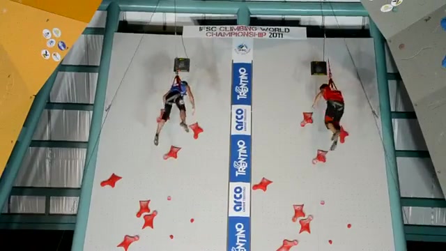 World record in speed climbing (6.26 seconds)